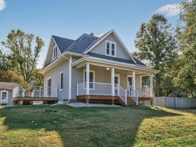 124 George Avenue E Winsted MN 55395 - MLS# 6798891