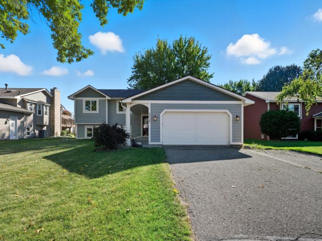 8038 Upper 145th Street W Saint Paul MN 55124 - MLS# 6799042