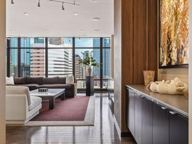 201 S 11th Street Unit 1120 Minneapolis MN 55403 - MLS# 6799097