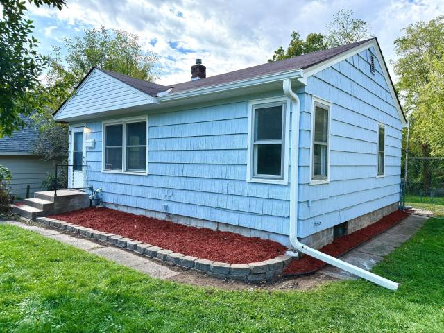 267 Hazelwood Street Saint Paul MN 55106 - MLS# 6799144