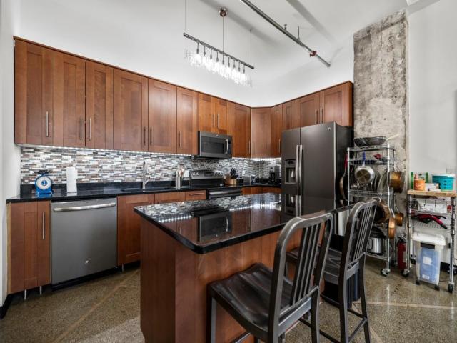 350 Saint Peter Street Unit 707 Saint Paul MN 55102 - MLS# 6799332