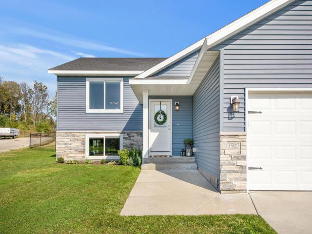 3507 Ridgeline Drive SE Rochester MN 55904 - MLS# 6799397