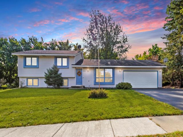 8090 159th Street W Apple Valley MN 55124 - MLS# 6799578
