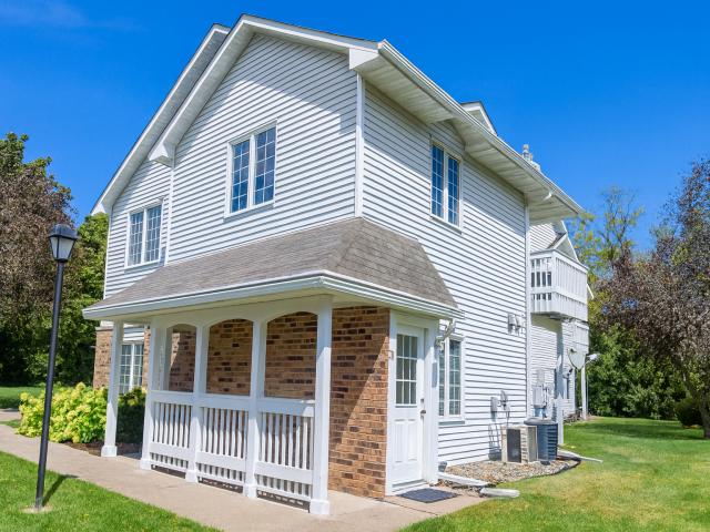 3557 Blue Jay Way Unit 200 Eagan MN 55123 - MLS# 6799615