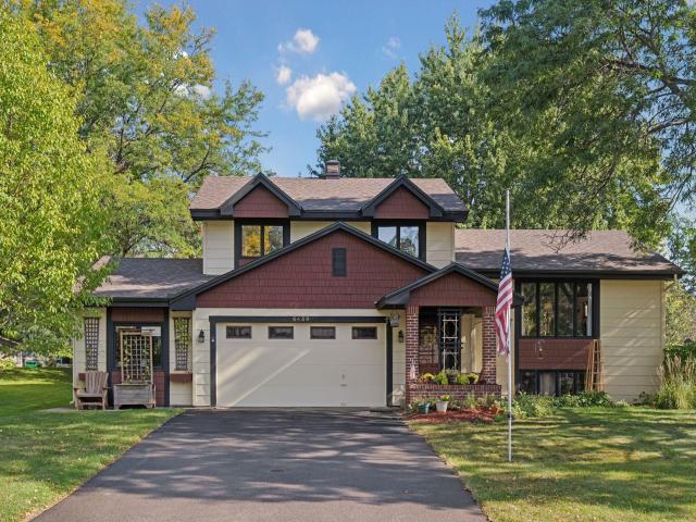 6450 Deerwood Lane N Maple Grove MN 55369 - MLS# 6799651