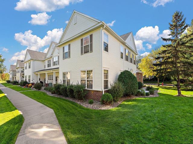 4852 Bisset Lane Unit 9504 Inver Grove Heights MN 55076 - MLS# 6799831