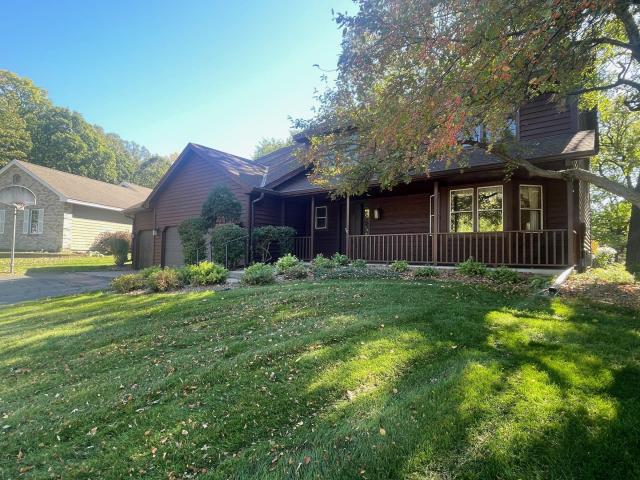 12044 Gantry Lane Saint Paul MN 55124 - MLS# 6800304