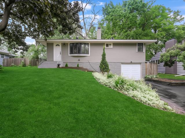 2901 Valle Vista Street Minneapolis MN 55427 - MLS# 6800319