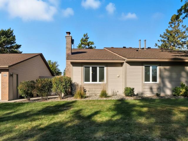 4715 Sunne Point Eagan MN 55122 - MLS# 6800443