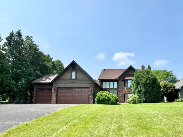 5795 Otter Lake Road Saint Paul MN 55110 - MLS# 6800556