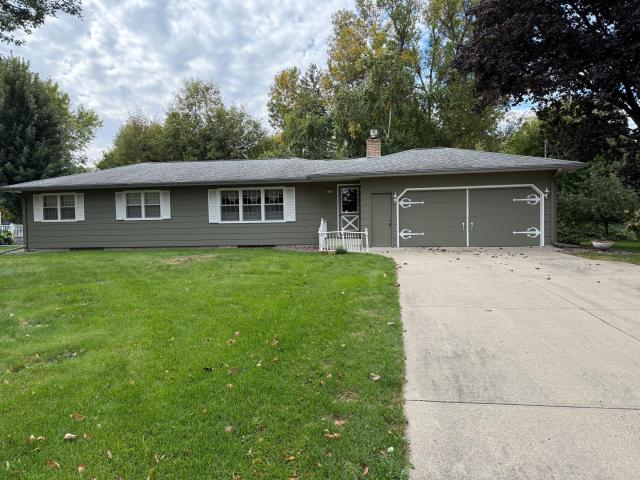 2219 Clare Drive North Mankato MN 56003 - MLS# 6800677