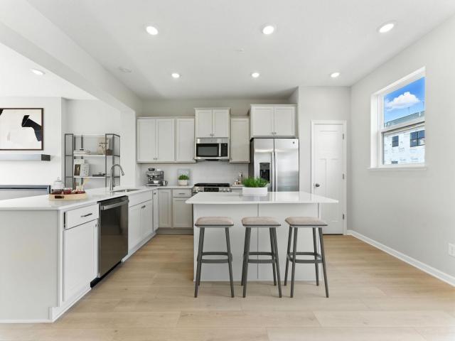 10373 Birchwood Circle Chaska MN 55318 - MLS# 6800981