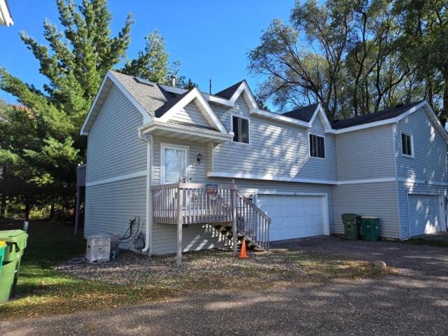 881 70th Avenue N Minneapolis MN 55430 - MLS# 6800992