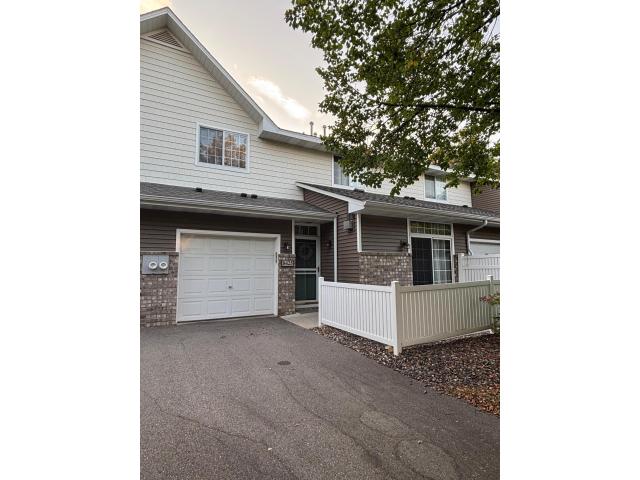 8425 Kimball Drive Eden Prairie MN 55347