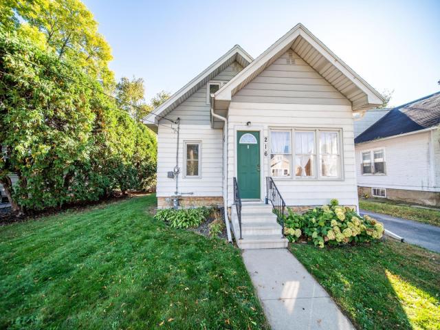 216 10th Ave NE Rochester MN 55906 - MLS# 6801609