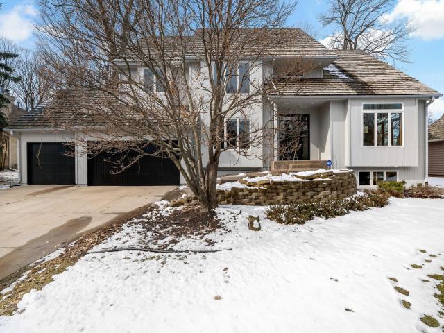 7993 Ranchview Lane N Maple Grove MN 55311 - MLS# 6801618