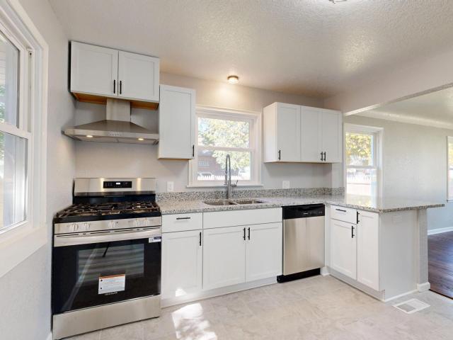 740 Orange Avenue E Saint Paul MN 55106 - MLS# 6801725