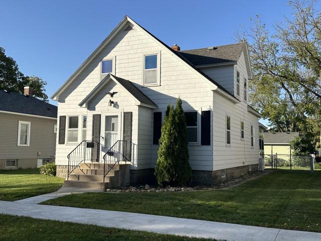 512 Page Avenue North Mankato MN 56003 - MLS# 6801726
