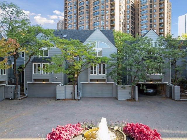 23 Greenway Gables Minneapolis MN 55403 - MLS# 6801782