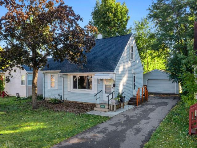 1556 Western Avenue N Saint Paul MN 55117 - MLS# 6801841