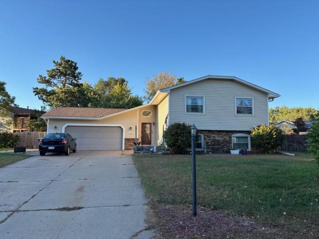 1285 105th Avenue NW Coon Rapids MN 55433 - MLS# 6801986
