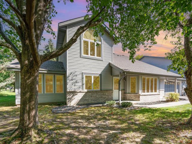 2523 Sumac Ridge Saint Paul MN 55110 - MLS# 6802325
