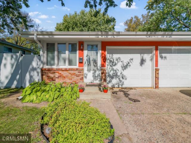1747 Louise Avenue Saint Paul MN 55106 - MLS# 6802476