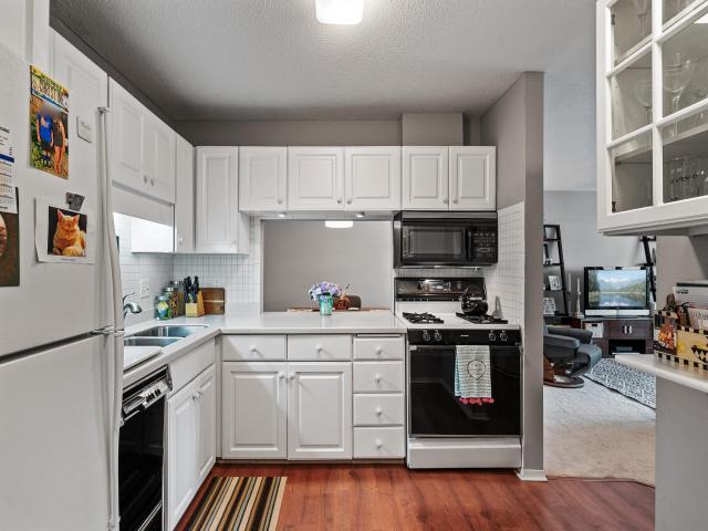7500 Cahill Road Unit 207C Edina MN 55439 - MLS# 6802807