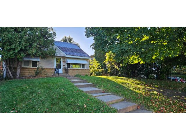 426 Griffith Street Saint Paul MN 55106