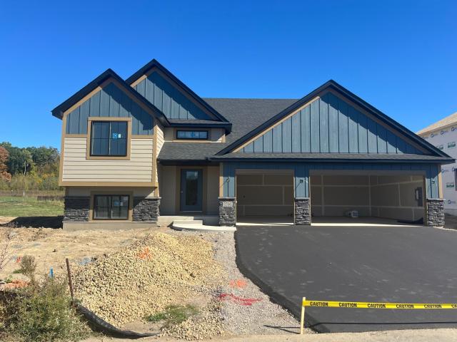 8396 157th Street Savage MN 55378 - MLS# 6803176