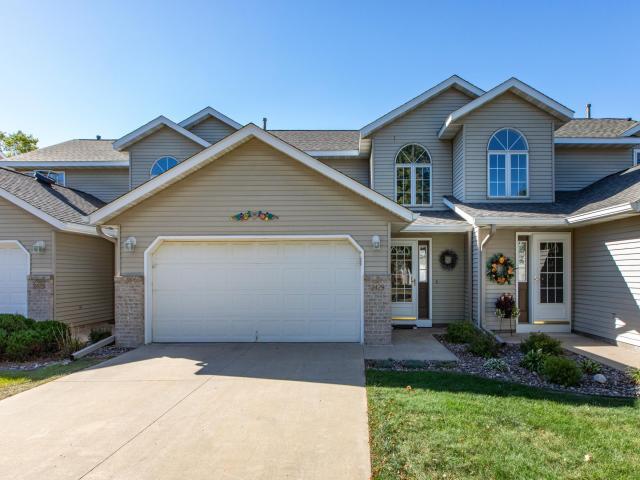 2429 Viola Heights Drive NE Rochester MN 55906 - MLS# 6803630