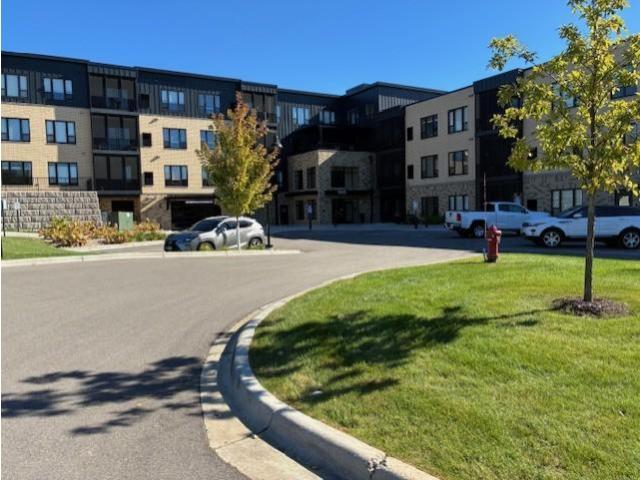 1948 W Wayzata Boulevard Unit 308 Long Lake MN 55356 - MLS# 6803691