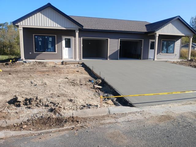 2009 20th Street Zumbrota MN 55992 - MLS# 6803770