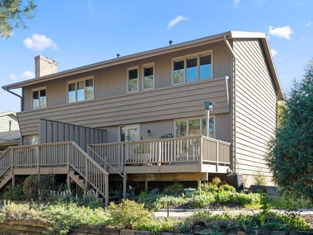 212 Windsor Court Saint Paul MN 55112 - MLS# 6803974