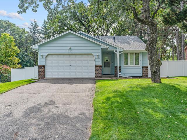 692 123rd Avenue NW Coon Rapids MN 55448 - MLS# 6808748