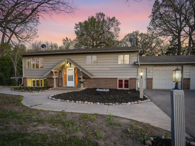5075 Big Woods Boulevard Chaska MN 55318 - MLS# 6811520