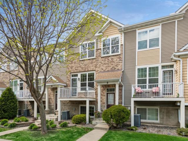 1945 Commonwealth Boulevard Unit 5 Chanhassen MN 55317 - MLS# 6819393