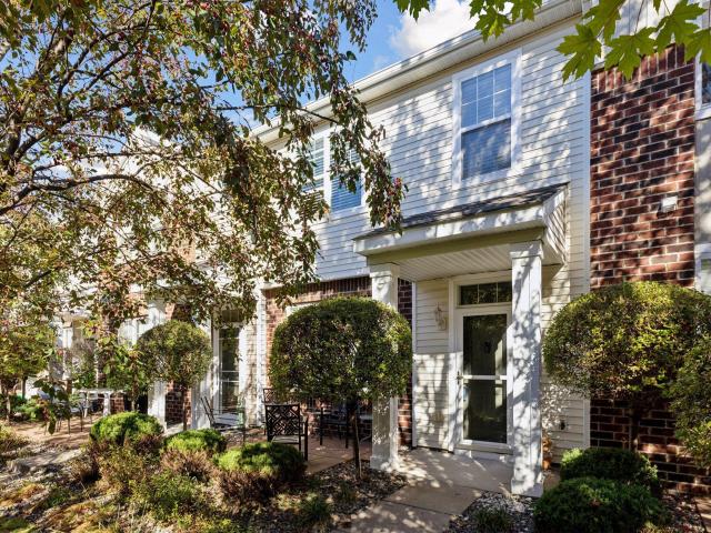 9536 Scott Circle N Minneapolis MN 55443 - MLS# 6819735