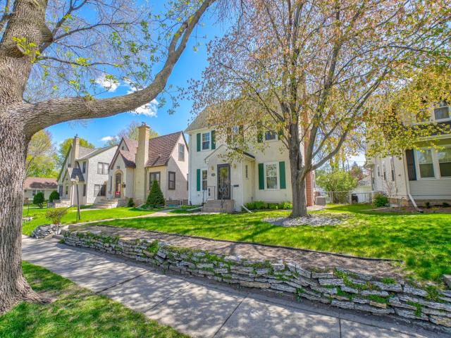 400 Macalester Street Saint Paul MN 55105 - MLS# 6823605