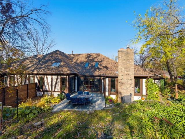 6807 Dovre Drive Edina MN 55436 - MLS# 7001963