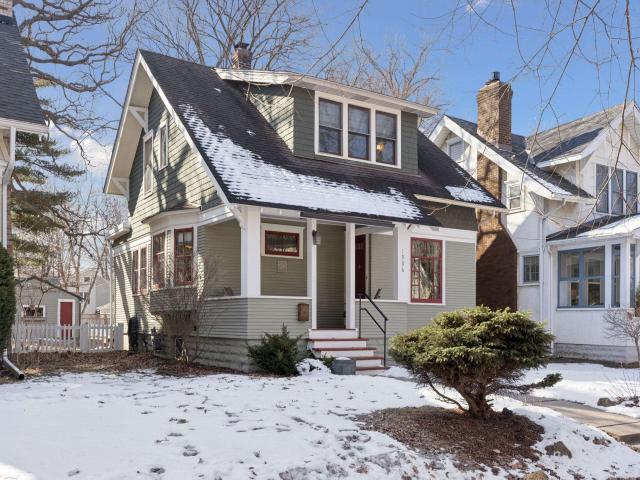 1906 Lincoln Avenue Saint Paul MN 55105 - MLS# 7005374