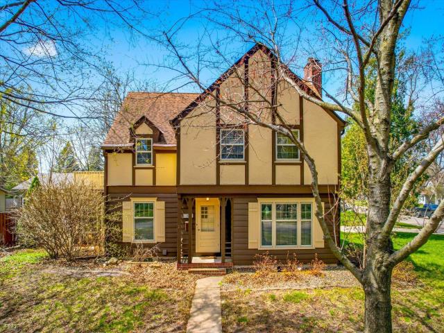 1027 Cedar Avenue Albert Lea MN 56007 - MLS# 7006332