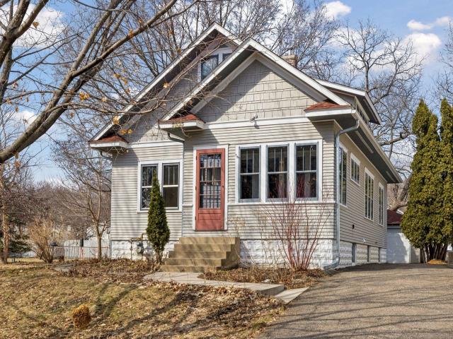 2223 Stewart Avenue Saint Paul MN 55116 - MLS# 7008020