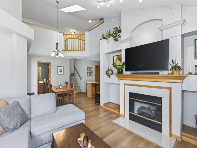 519 Old Steine Circle Saint Paul MN 55112 - MLS# 7008404