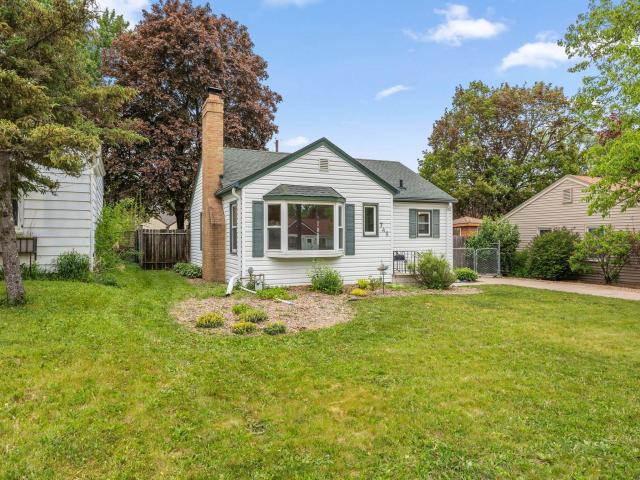 749 Cottage Avenue W Saint Paul MN 55117 - MLS# 7008756
