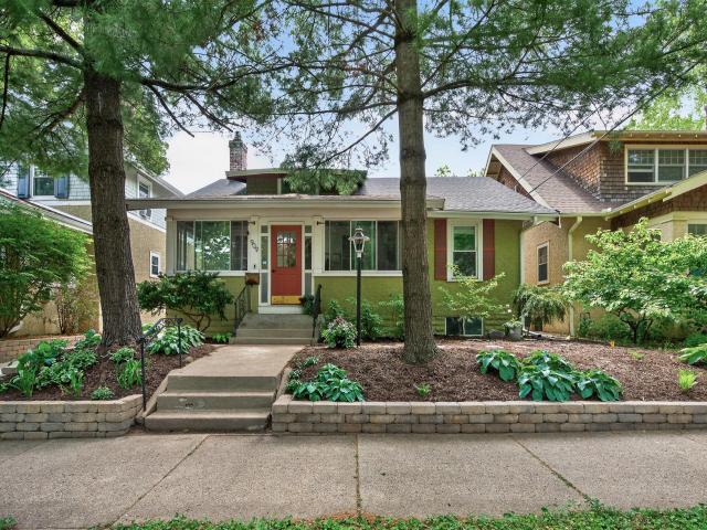 909 W 44th Street Minneapolis MN 55409 - MLS# 7009024