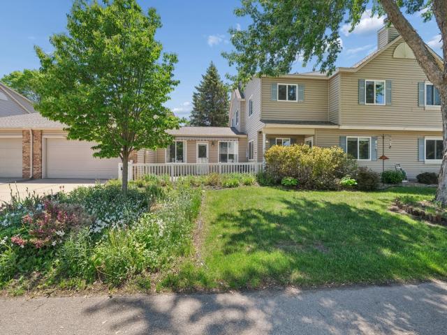 15834 Griffon Path Apple Valley MN 55124 - MLS# 7009849
