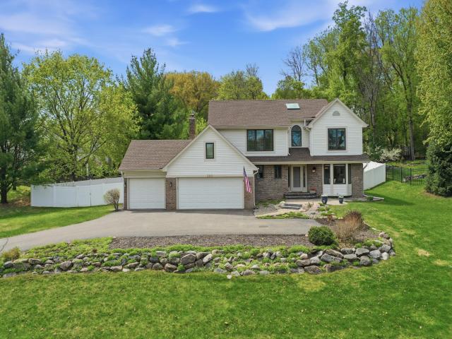 300 Trappers Pass Chanhassen MN 55317 - MLS# 7011304