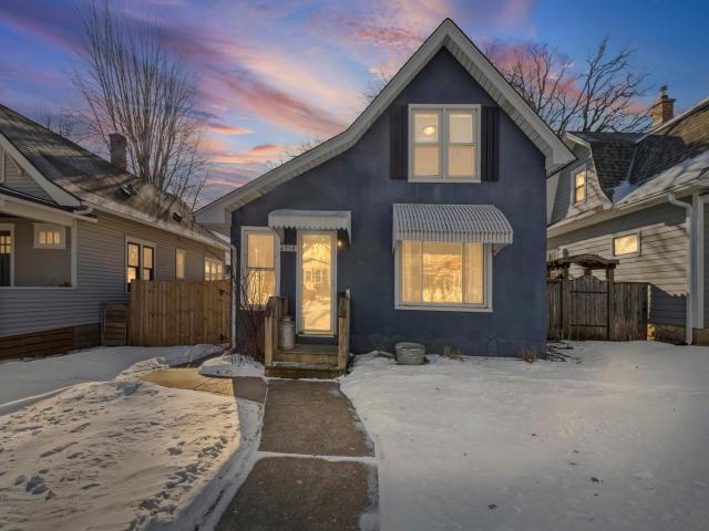 1250 Randolph Avenue Saint Paul MN 55105 - MLS# 7011329