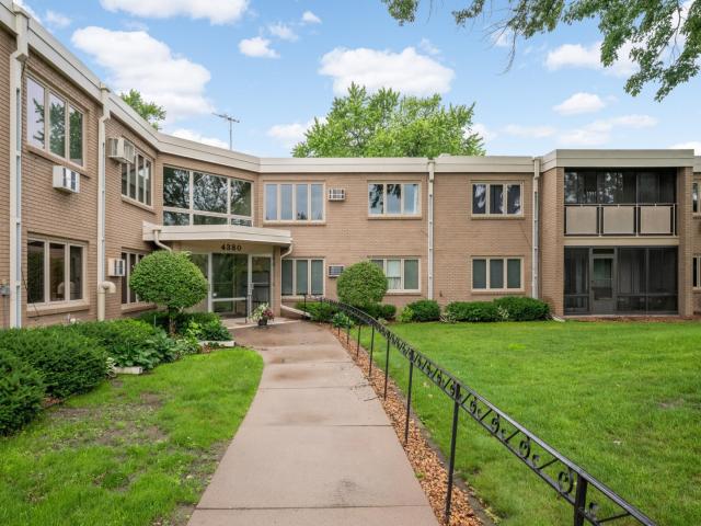 4380 Brookside Court Unit 118 Minneapolis MN 55436 - MLS# 7011569